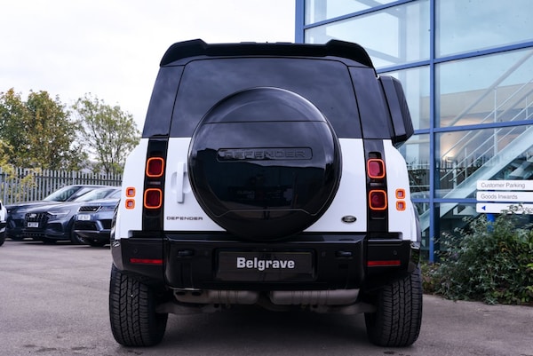 Used Land Rover Defender 110 2023 for sale - 75684732: Photo 6
