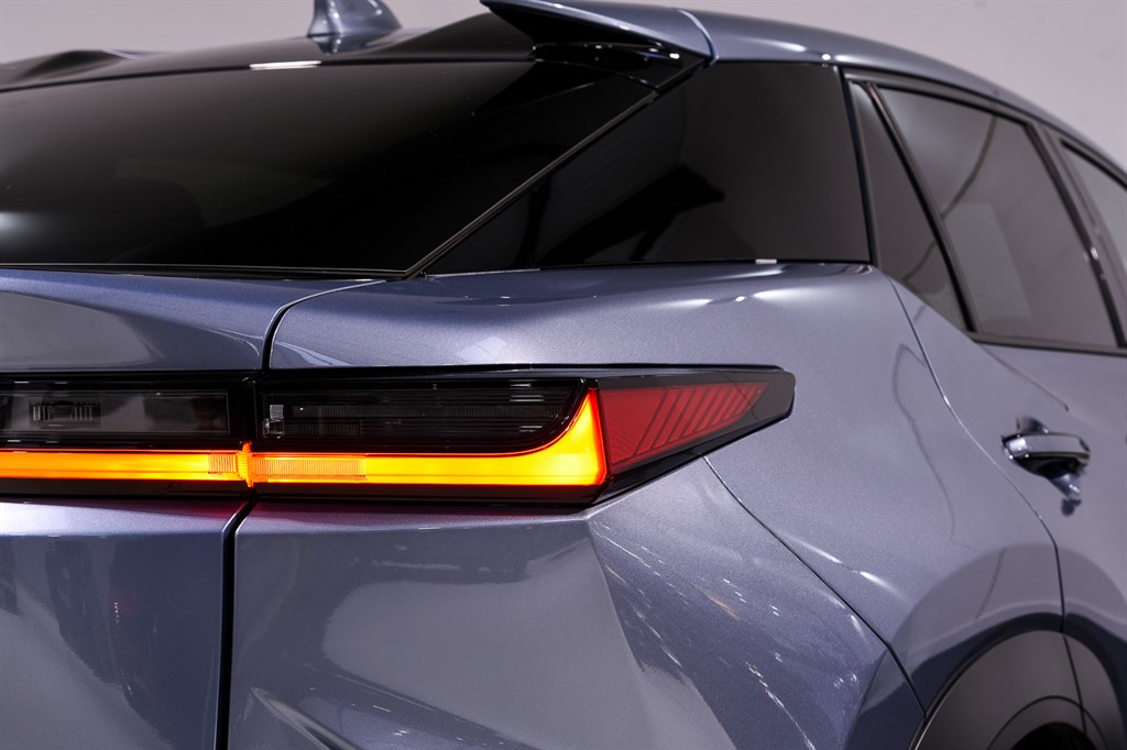 Used Lexus RZ 2024 for sale - 77600731: Photo 12