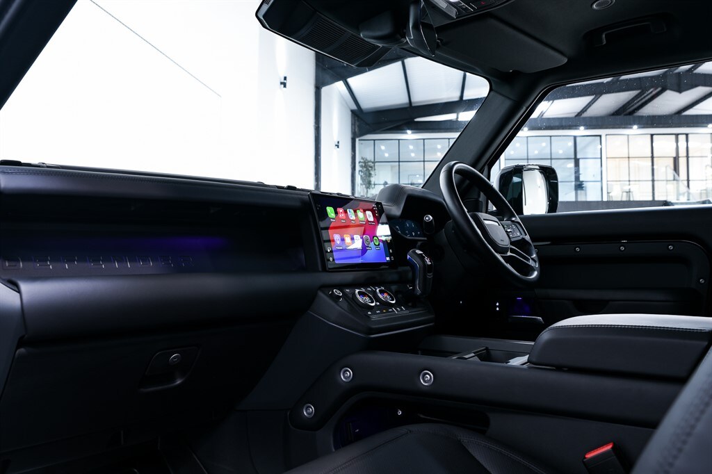 Used Land Rover Defender 2024 for sale - 77702907: Photo 13