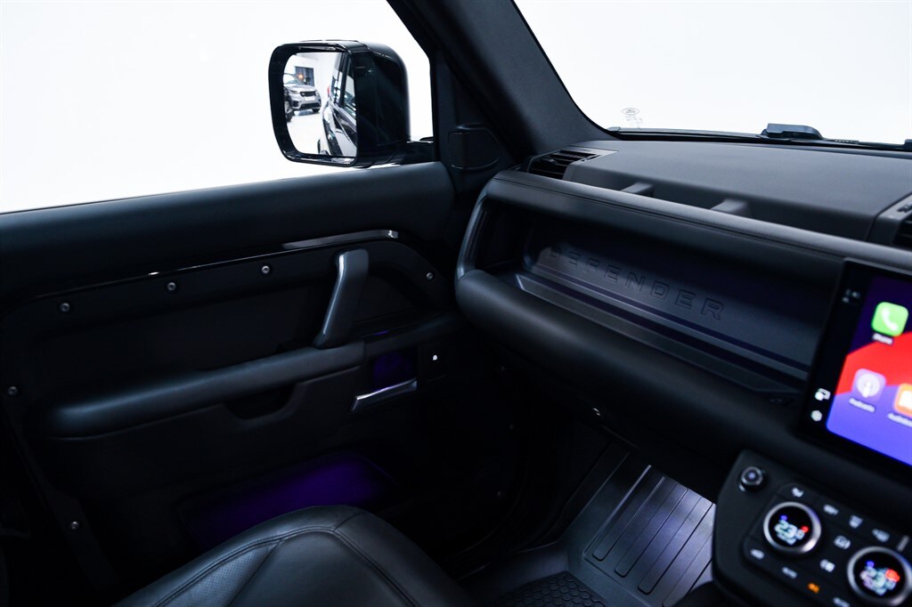 Used Land Rover Defender 2024 for sale - 77702907: Photo 15