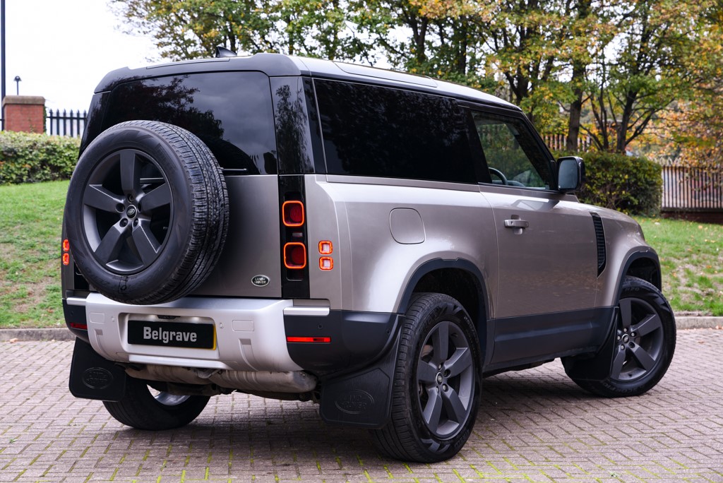 Used Land Rover Defender 90 2023 for sale - 76311418: Photo 2