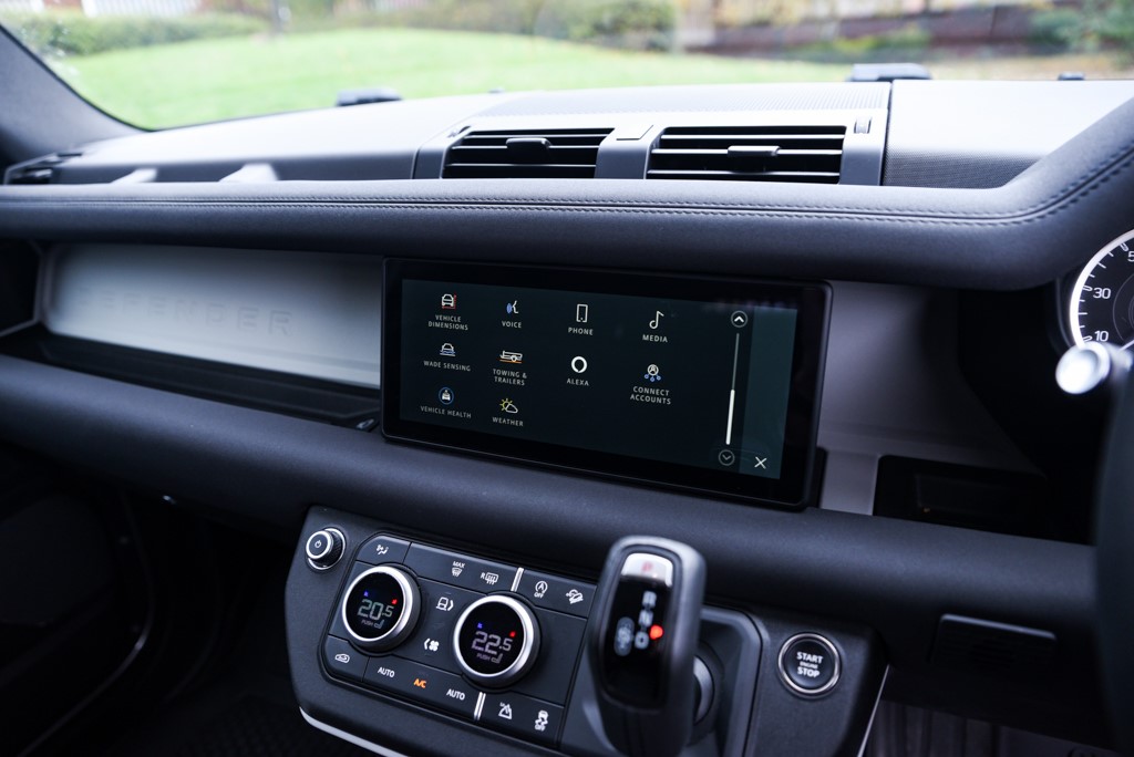 Used Land Rover Defender 90 2023 for sale - 76311418: Photo 21