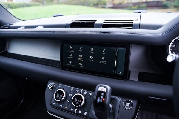 Used Land Rover Defender 2023 for sale - 76311418: Photo 21