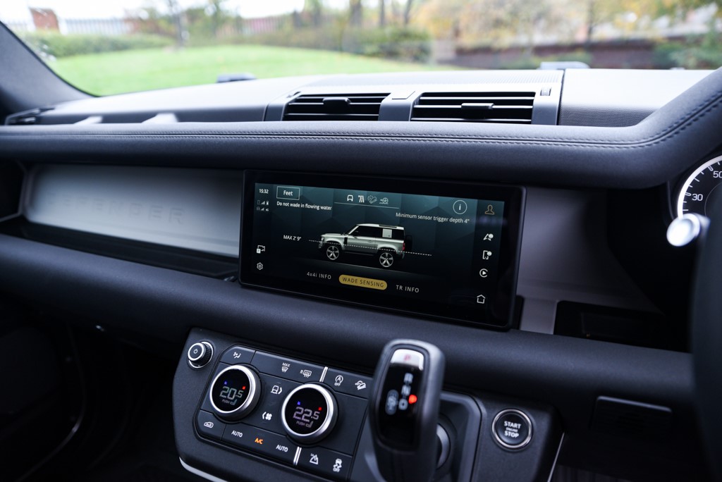 Used Land Rover Defender 90 2023 for sale - 76311418: Photo 22