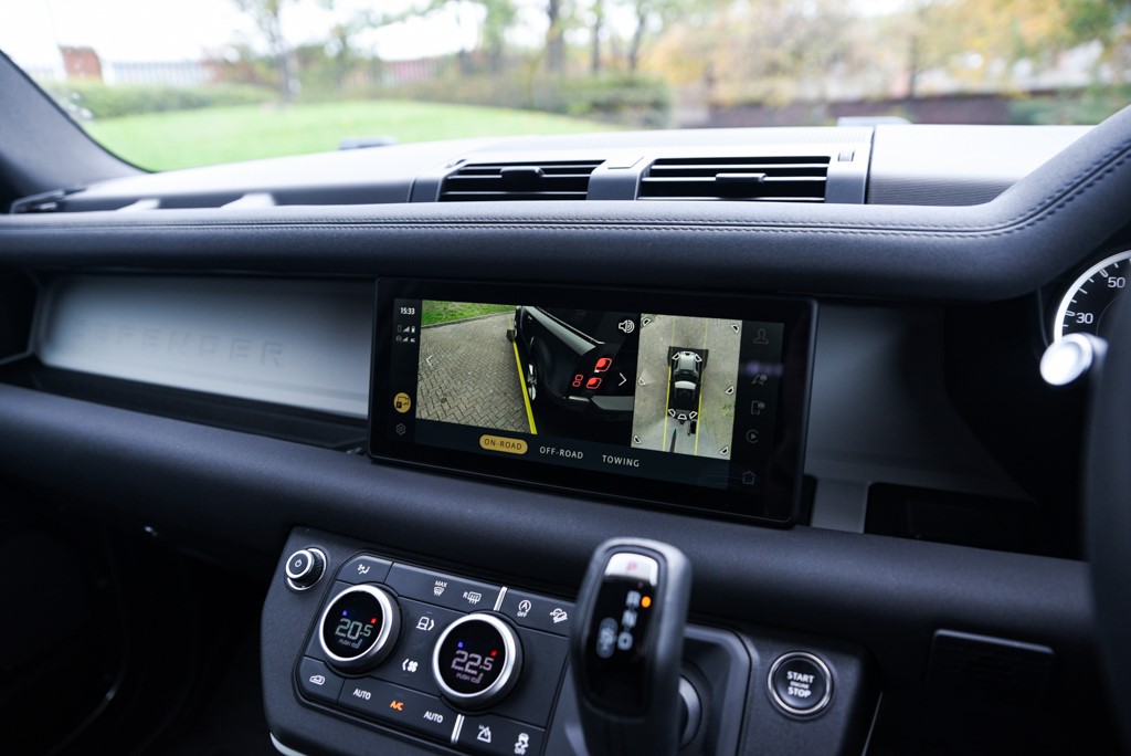 Used Land Rover Defender 90 2023 for sale - 76311418: Photo 25