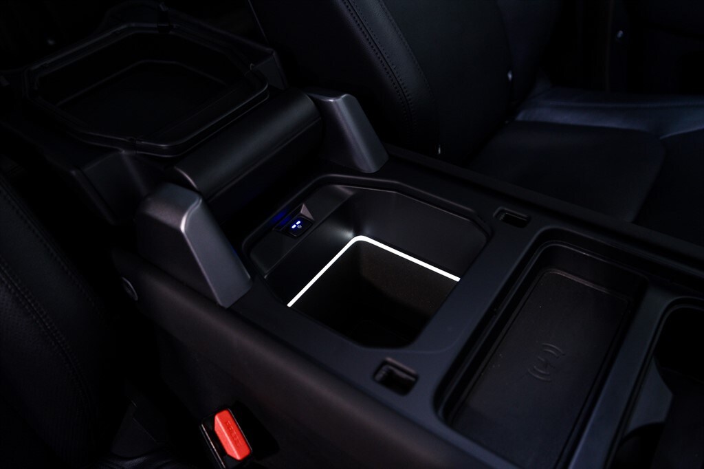 Used Land Rover Defender 2024 for sale - 77600712: Photo 28