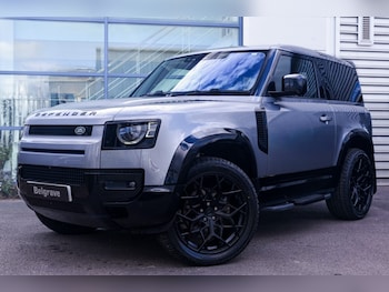 Used Land Rover Defender 90 2023 for sale - 75997121: Photo