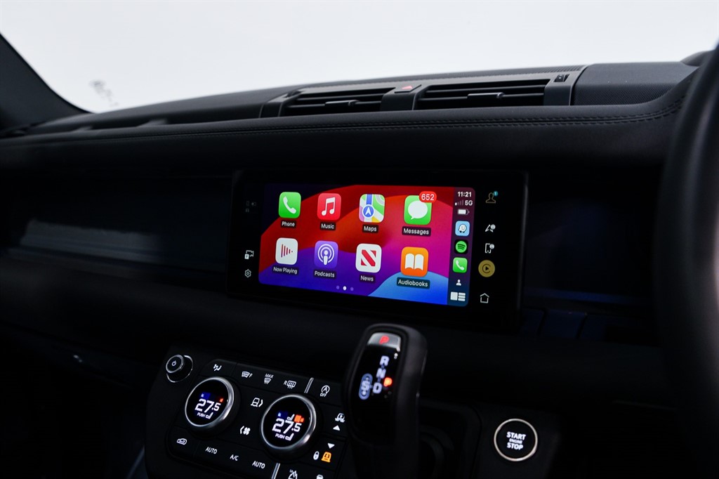 Used Land Rover Defender 2023 for sale - 77480390: Photo 12