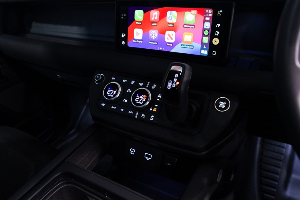 Used Land Rover Defender 2023 for sale - 77480390: Photo 16