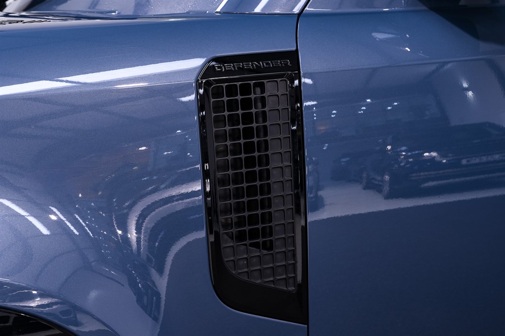 Used Land Rover Defender 2023 for sale - 77406573: Photo 12