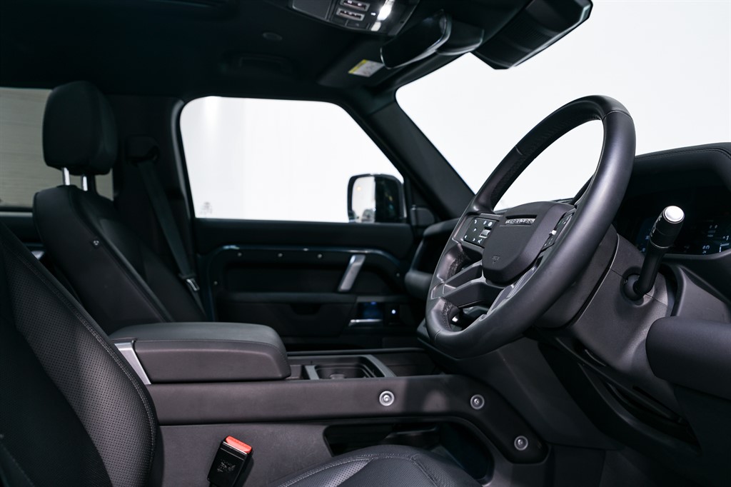 Used Land Rover Defender 2023 for sale - 77406573: Photo 16