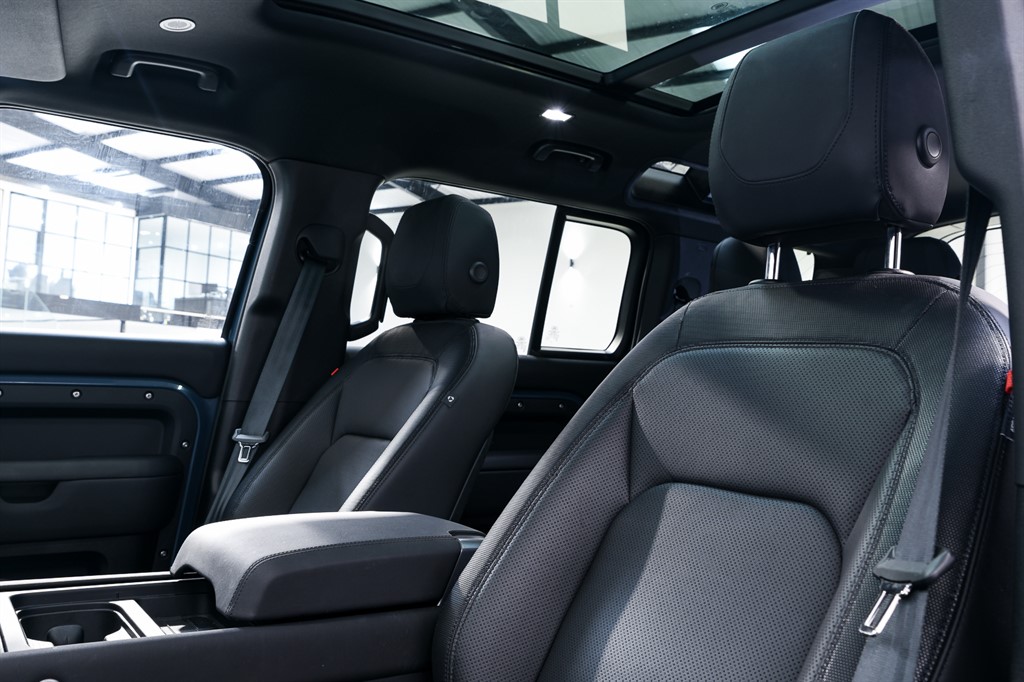 Used Land Rover Defender 2023 for sale - 77406573: Photo 19