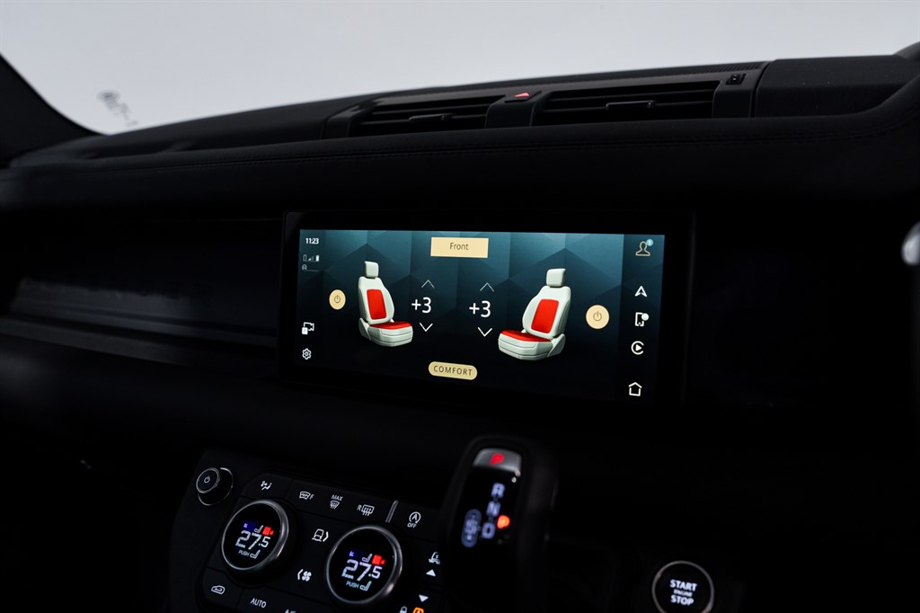 Used Land Rover Defender 2023 for sale - 77406573: Photo 28