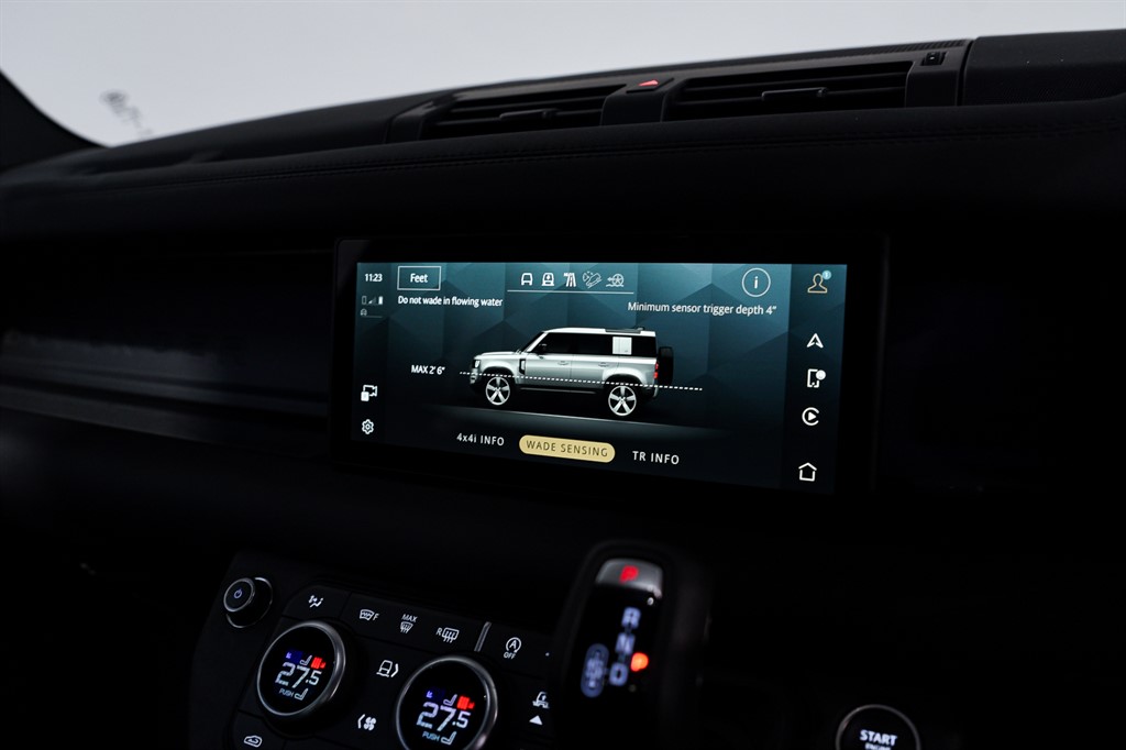 Used Land Rover Defender 2023 for sale - 77406573: Photo 31