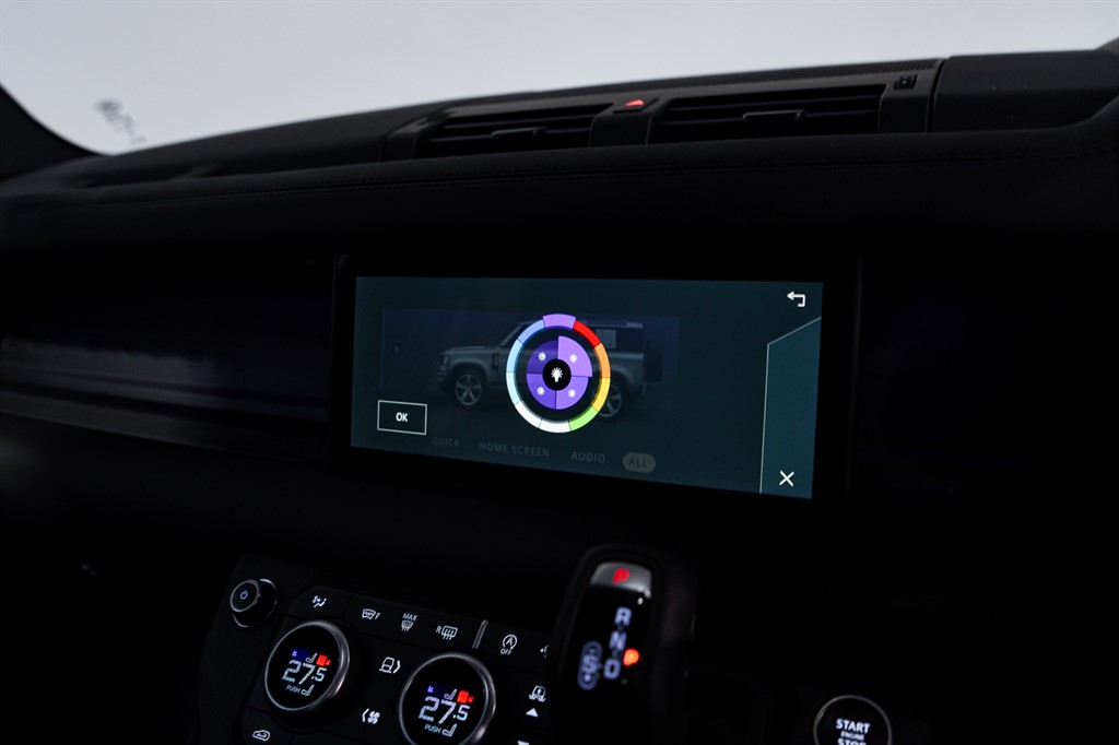 Used Land Rover Defender 2023 for sale - 77406573: Photo 32