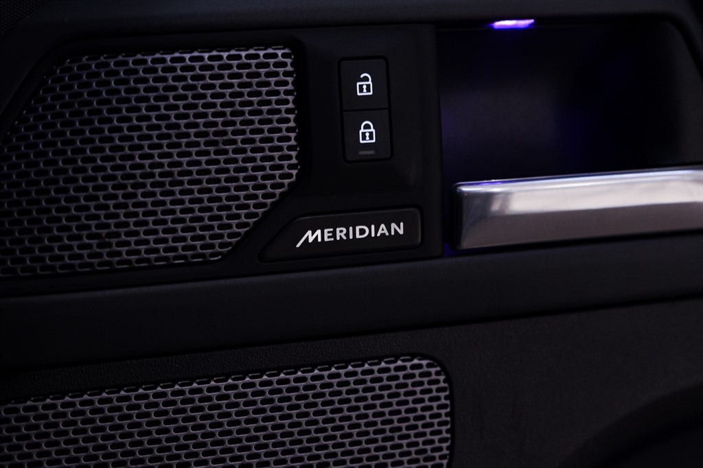 Used Land Rover Defender 2023 for sale - 77406573: Photo 38