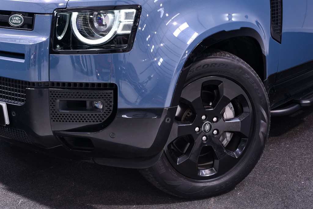 Used Land Rover Defender 2023 for sale - 77406573: Photo 42