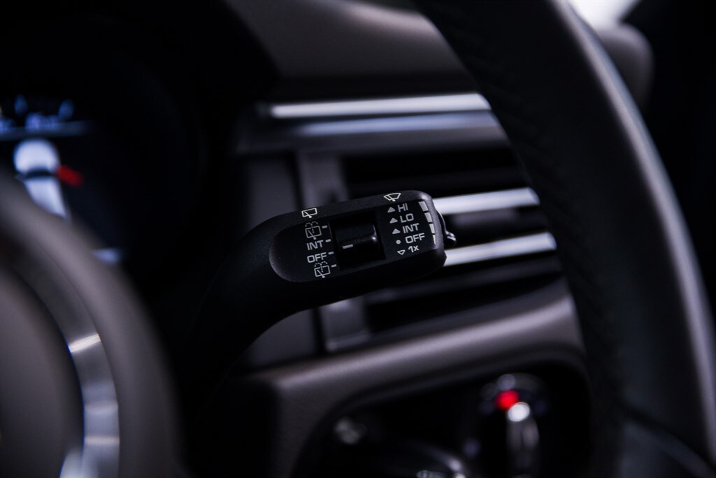 Used Porsche Macan 2023 for sale - 75759090: Photo 33