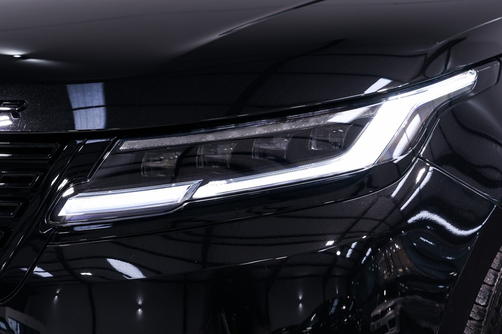 Used Land Rover Range Rover Velar 2023 for sale - 77702898: Photo 10