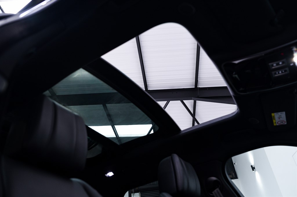 Used Land Rover Range Rover Velar 2023 for sale - 77702898: Photo 4