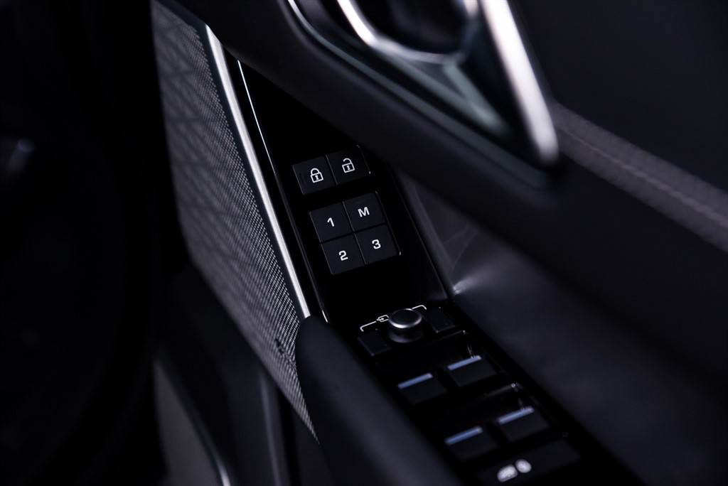 Used Land Rover Range Rover Velar 2022 for sale - 76731884: Photo 33