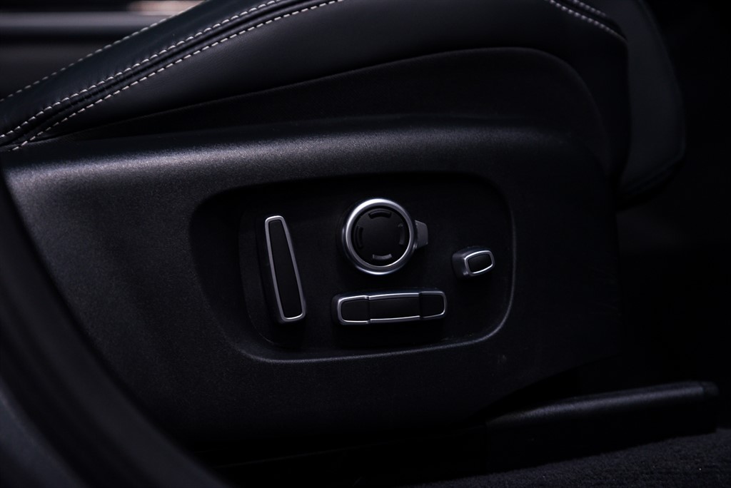 Used Land Rover Range Rover Velar 2022 for sale - 76731884: Photo 34