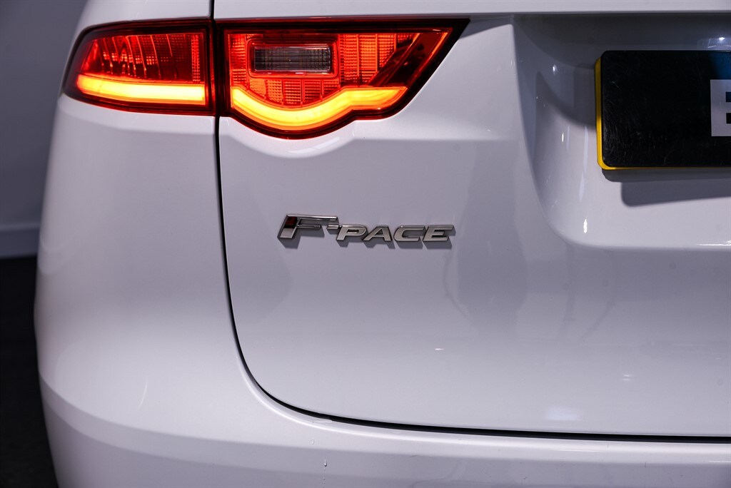 Used Jaguar F-Pace 2019 for sale - 76804469: Photo 16
