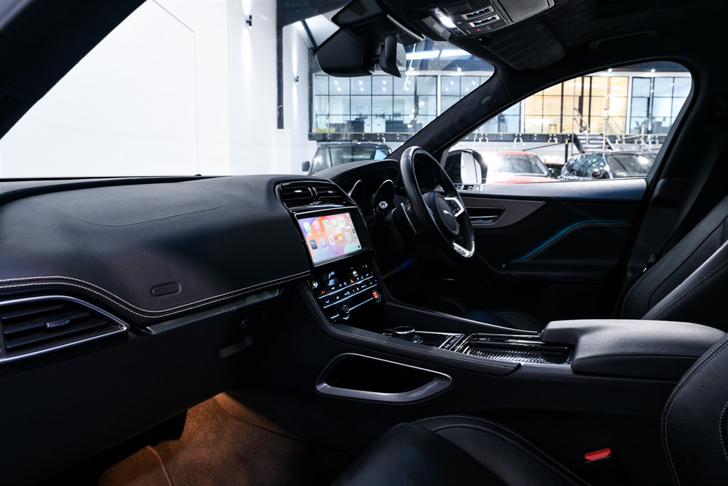 Used Jaguar F-Pace 2019 for sale - 76804469: Photo 19