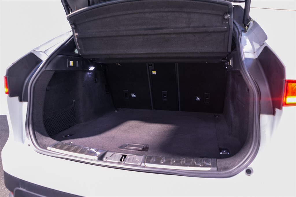 Used Jaguar F-Pace 2019 for sale - 76804469: Photo 37