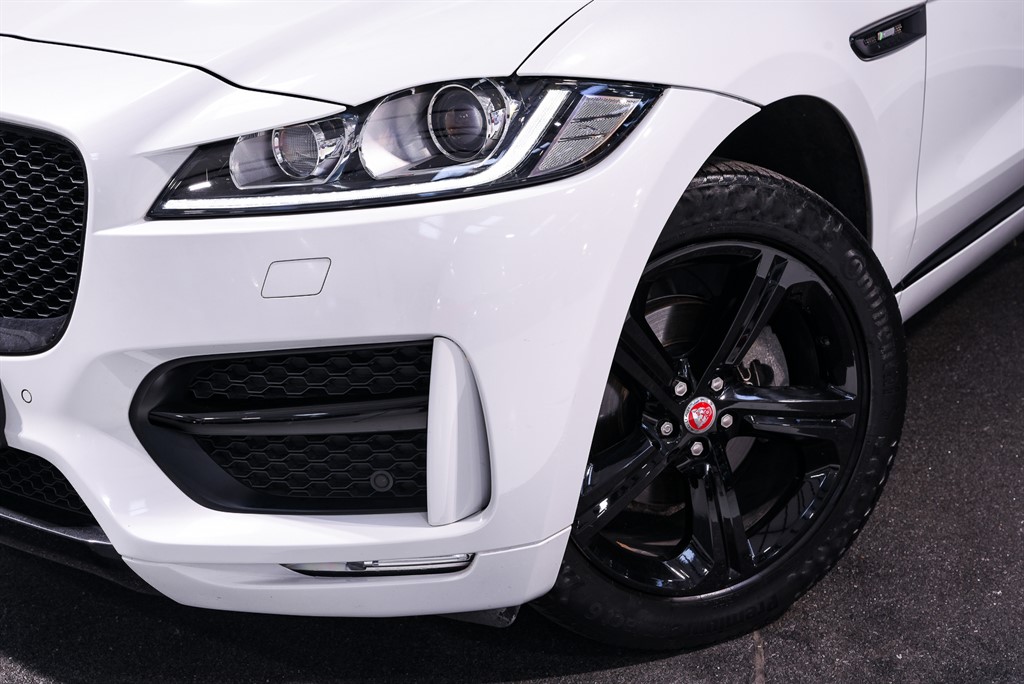 Used Jaguar F-Pace 2019 for sale - 76804469: Photo 6