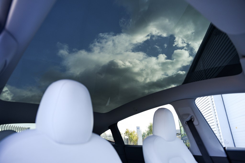 Used Tesla Model Y 2022 for sale - 76410770: Photo 9