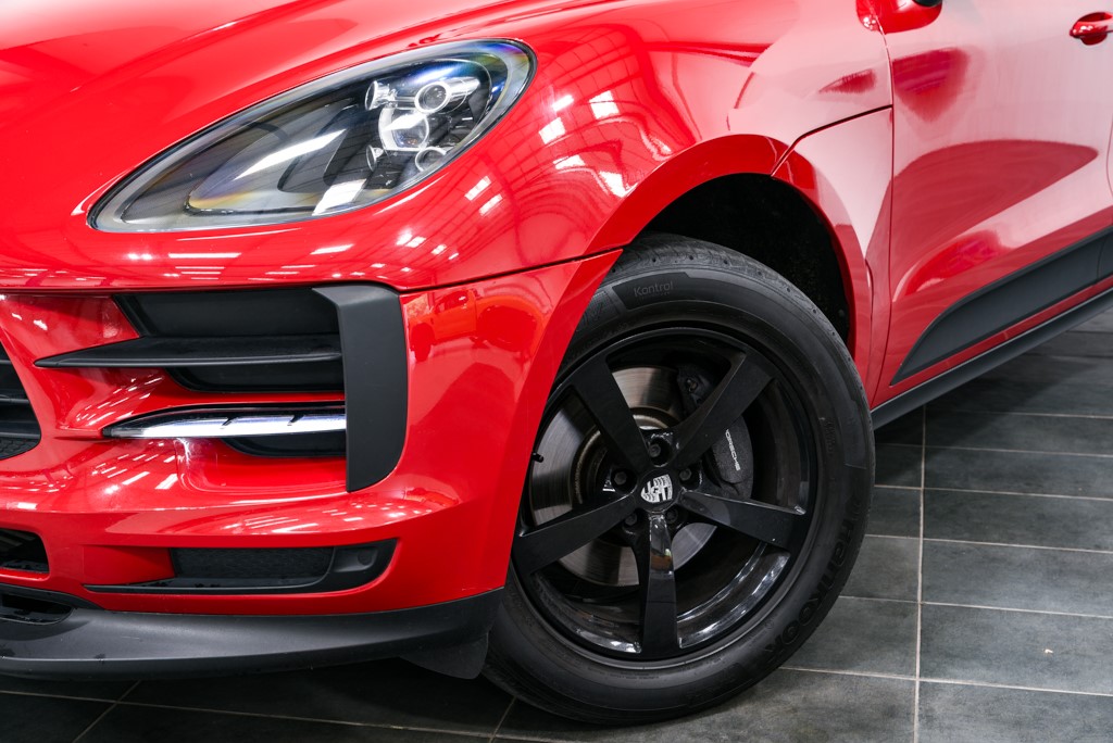 Used Porsche Macan 2021 for sale - 75797109: Photo 32