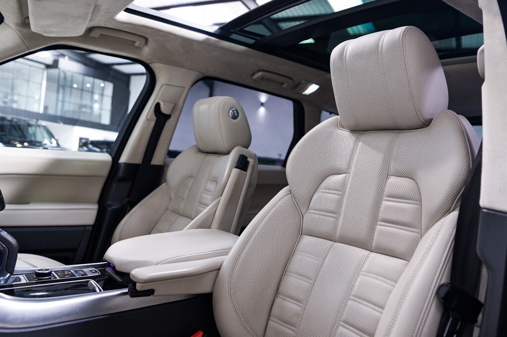 Used Land Rover Range Rover Sport 2015 for sale - 77771478: Photo 14