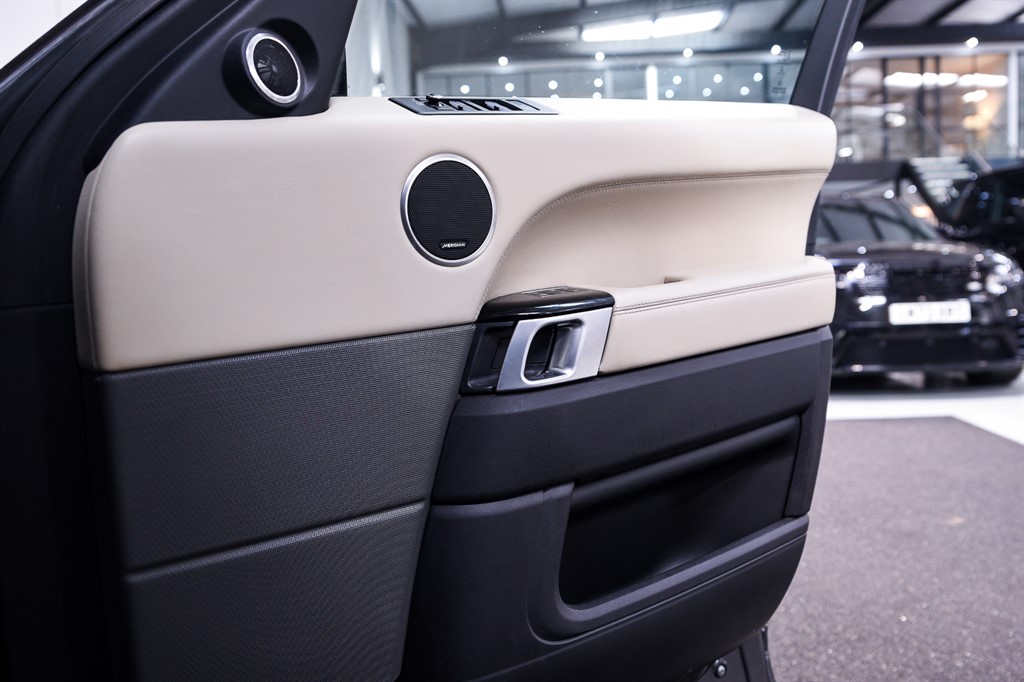 Used Land Rover Range Rover Sport 2015 for sale - 77771478: Photo 29