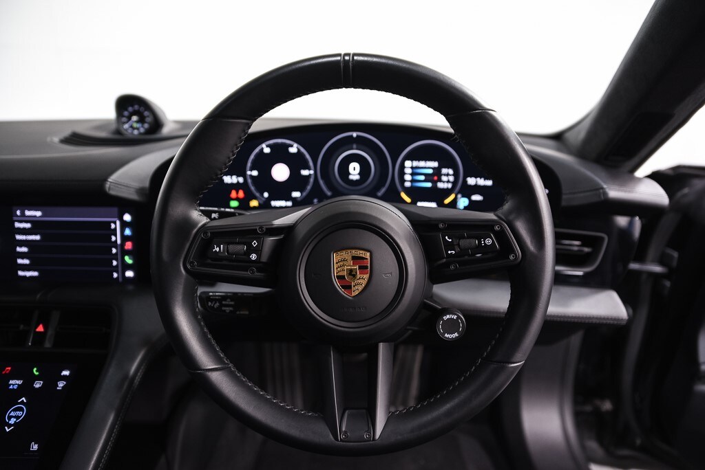 Used Porsche Taycan 2022 for sale - 76589970: Photo 15