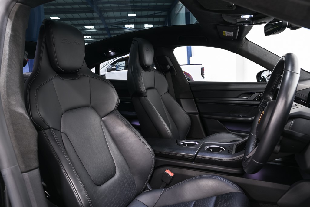 Used Porsche Taycan 2022 for sale - 76589970: Photo 7