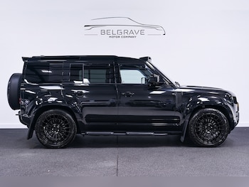 Used Land Rover Defender 110 2025 for sale - 79592214: Photo