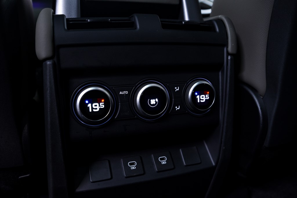 Used Land Rover Defender 2024 for sale - 78133725: Photo 20