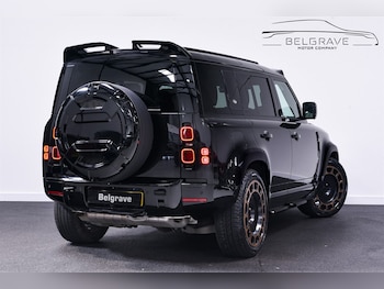 Used Land Rover Defender 2024 for sale - 78133725: Photo