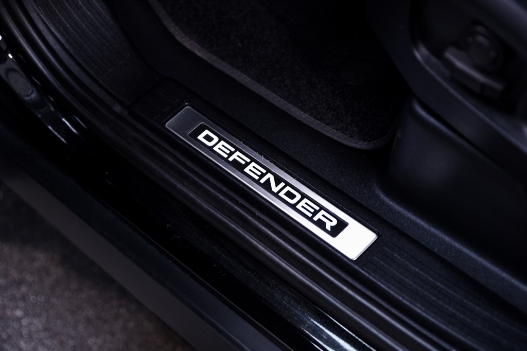 Used Land Rover Defender 2024 for sale - 78133725: Photo 37