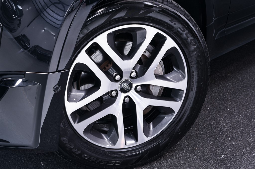 Used Land Rover Defender 2024 for sale - 78133725: Photo 41