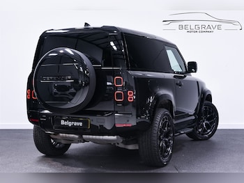 Used Land Rover Defender 90 2025 for sale - 78791925: Photo