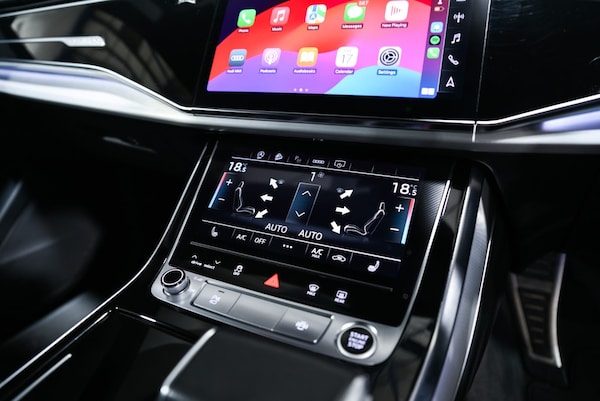 Used Audi Q8 2023 for sale - 75565688: Photo 14