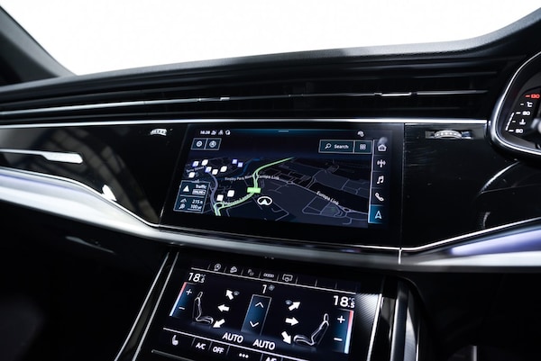 Used Audi Q8 2023 for sale - 75565688: Photo 18