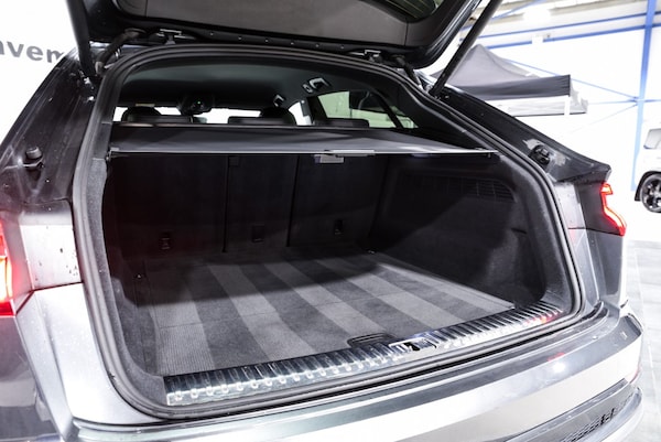 Used Audi Q8 2023 for sale - 75565688: Photo 21