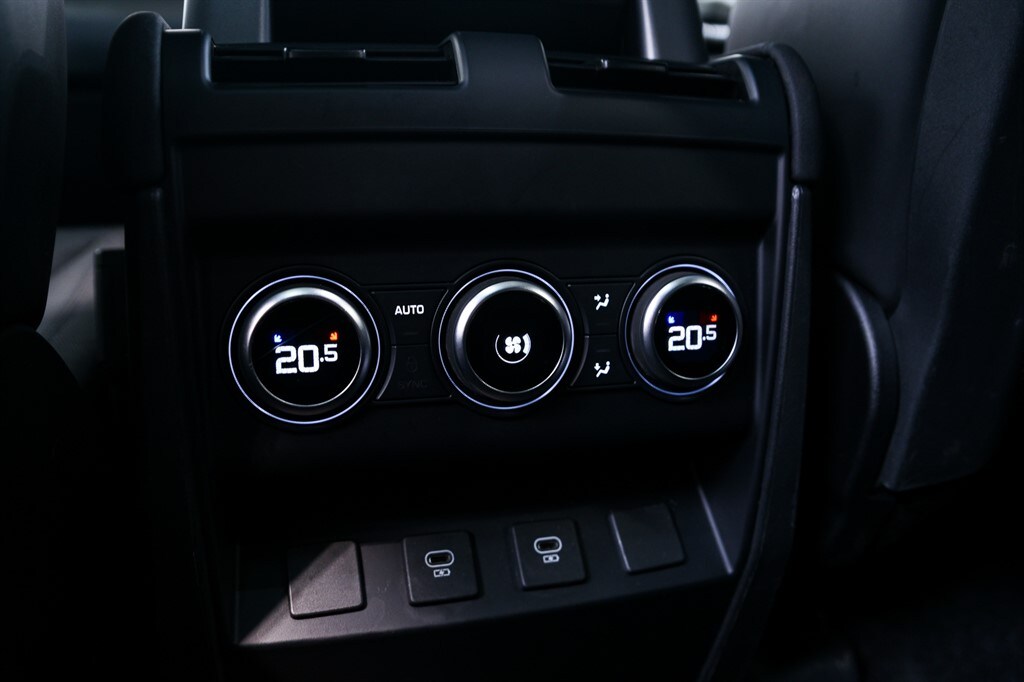 Used Land Rover Defender 2022 for sale - 77960111: Photo 19