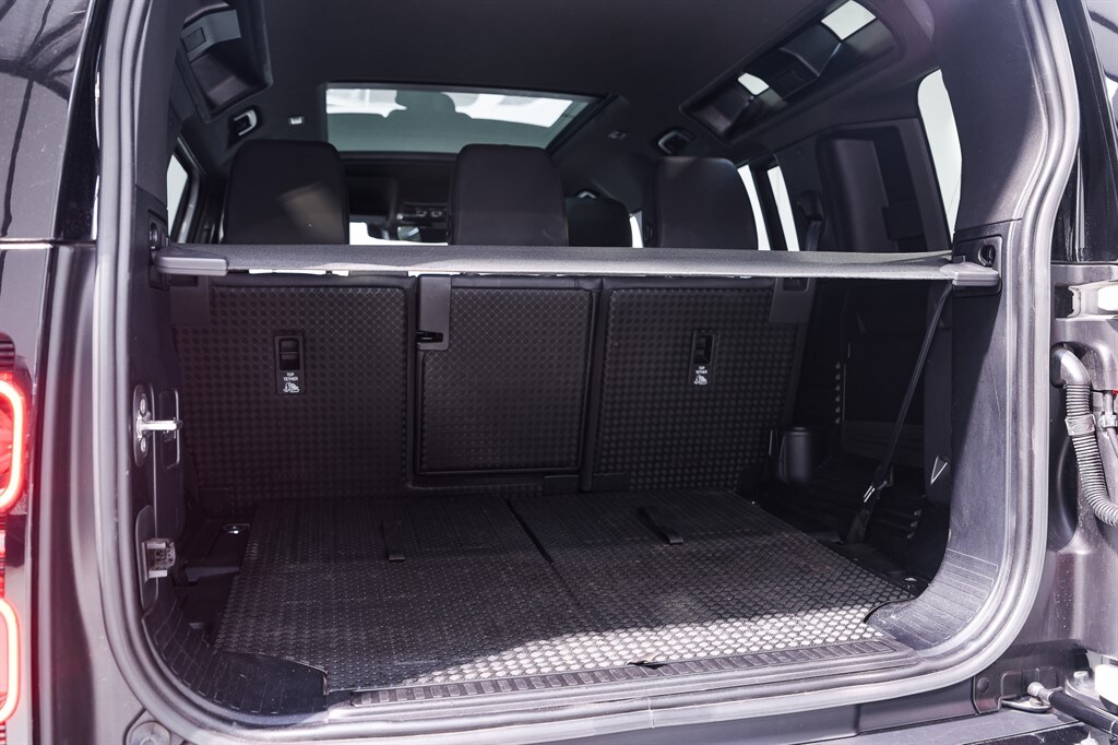 Used Land Rover Defender 2022 for sale - 77960111: Photo 36