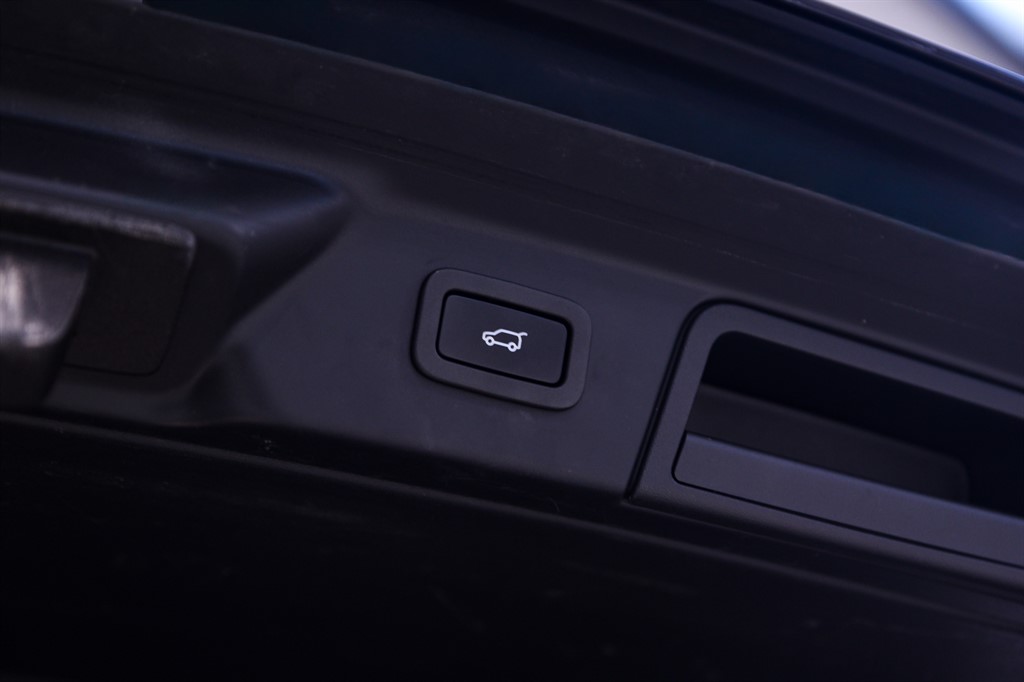 Used Land Rover Range Rover Velar 2022 for sale - 77095423: Photo 31