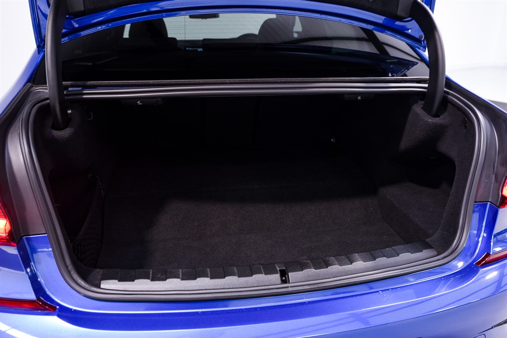 Used BMW 3 Series 2019 for sale - 77178289: Photo 43