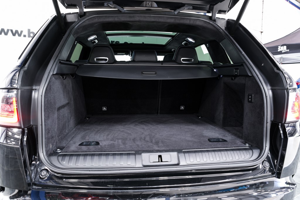 Vehicle 28